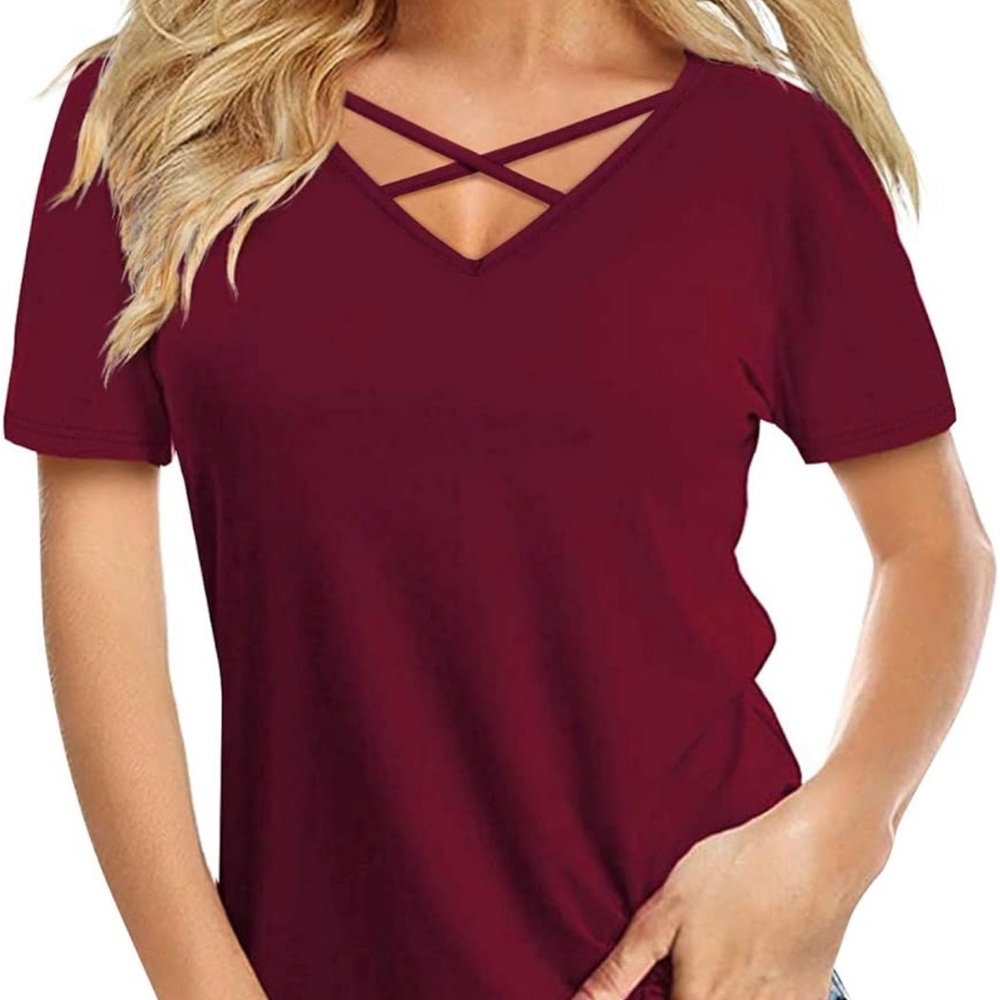 Amazon Essentials Women's V-Neck Short Sleeve Top in Burgundy with Front Strap